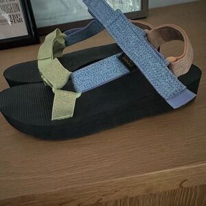 Teva Women’s Universal Sandals